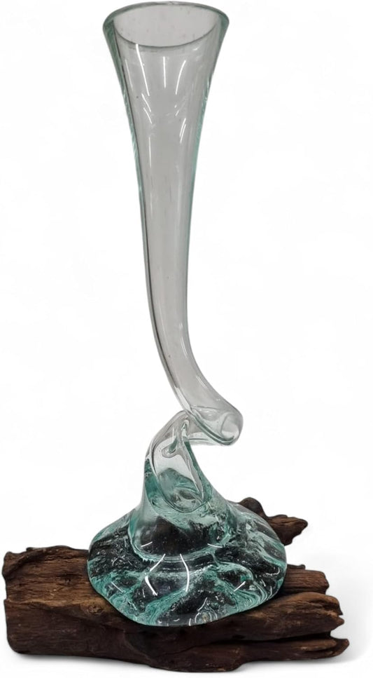Handgefertigte Vase Aus Geschmolzenem Glas Auf Holz – Recyclingglas Auf Wurzelholz, Nachhaltige Deko Aus Bali, Ca. 30-40 Cm Hoch