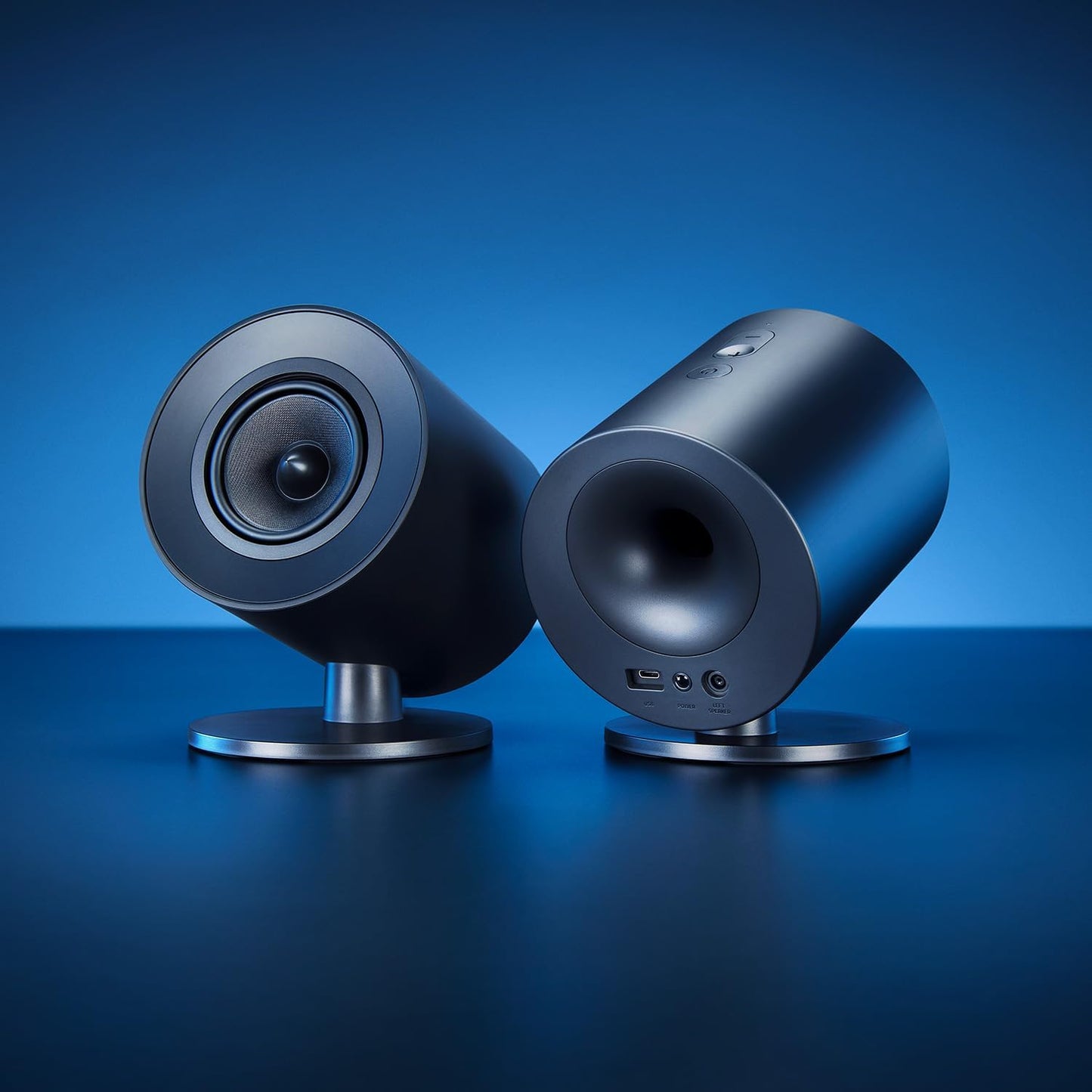 Razer Nommo V2 X - Full-Range-2.0-Gaming-Lautsprecher Für PC (Zwei 3-Zoll-Full-Range-Treiber, THX Spatial Audio, Max. Schalldruck 96 Db, Plattformübergreifende Kompatibilität) Schwarz