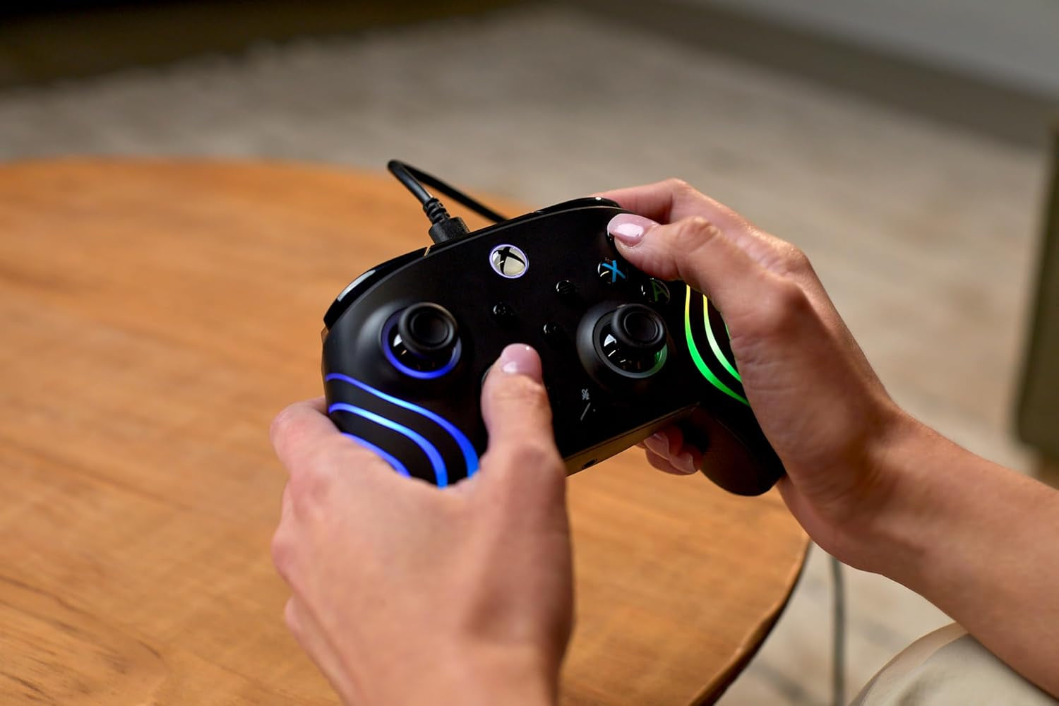 Turtle Beach Afterglow Wave Controller Schwarz Wired RGB Gaming Controller – Lizenziert Für Xbox Series X Oder S, Xbox One Und Windows
