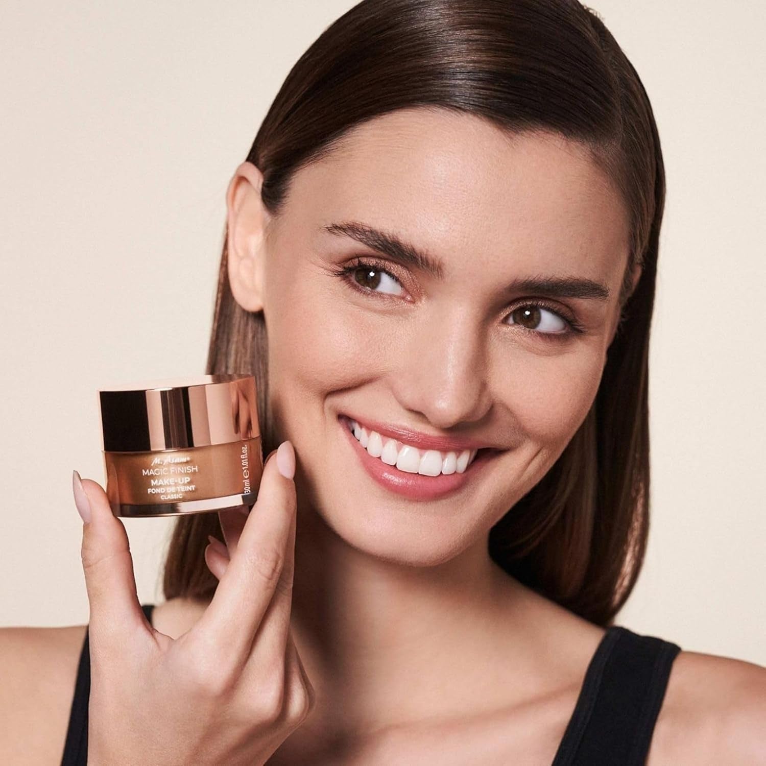 M. Asam Magic Finish Make up Mousse Classic (30Ml), 4-In-1 Primer, Make Up, Puder & Concealer, Kaschiert, Gleicht Aus, Verschönert & Perfektioniert - Für Helle Bis Mittlere Haut, Vegan