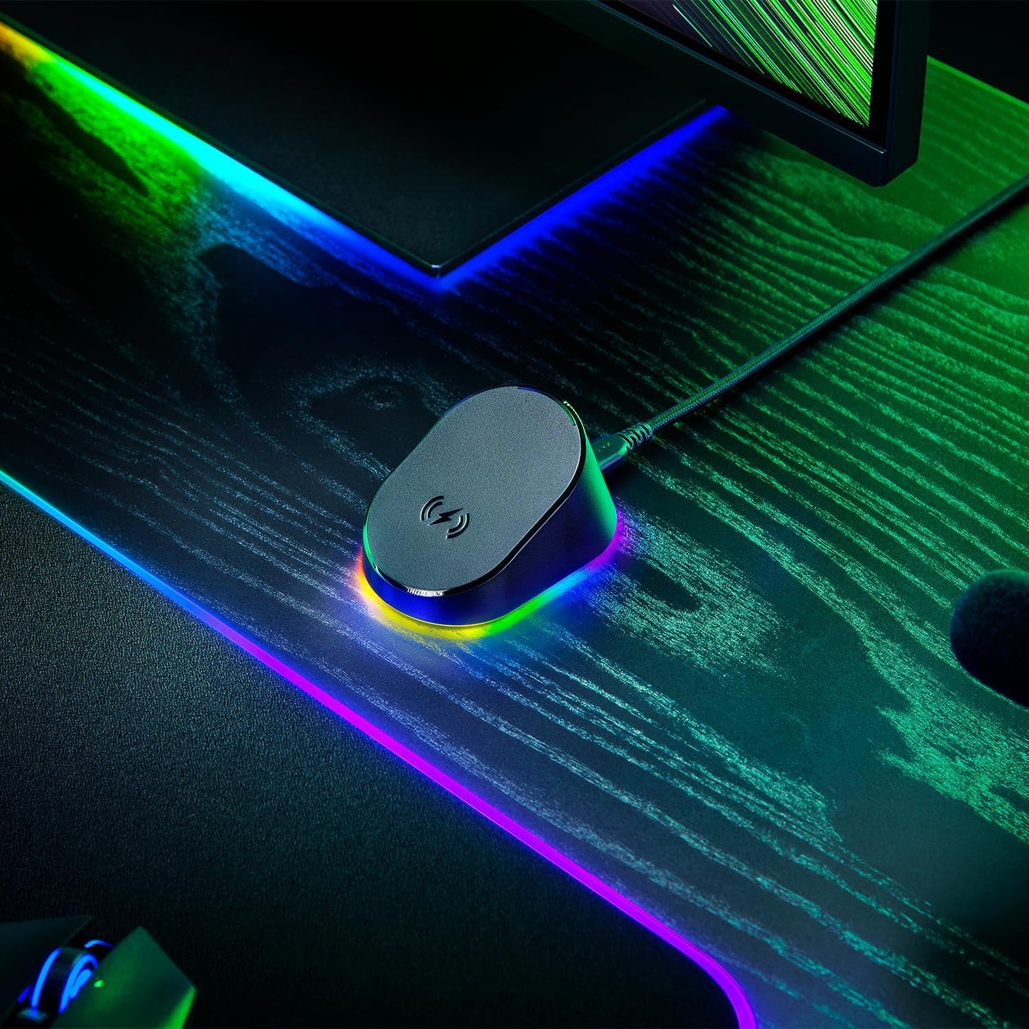 Razer Mouse Dock Pro & Charging Puck - Magnetische Drahtlose Ladestation & Akku (Hyperspeed 4K Hz, 8 RGB Chroma Beleuchtung & Modul Für Kompatible Razer Mäuse) Schwarz