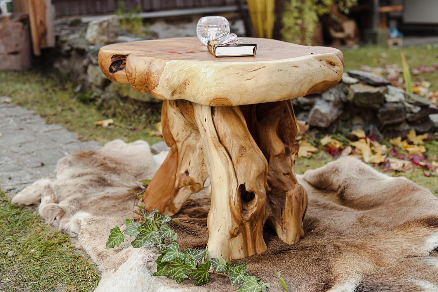 Windalf Rustikaler Beistelltisch AVENIDA 67 Cm Couchtisch Balkontisch Handarbeit Wurzelholz