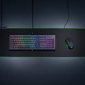 Razer Goliathus Extended Chroma - Extra Große Weiche XXL Gaming Maus-Matte Mit RGB Beleuchtung (Kabelhalterung, Stoff-Oberfläche, Gesteppter Rand, Optimiert Für Alle Mäuse) Schwarz